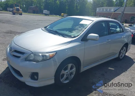 2012 Toyota Corolla S z USA, uszkodzony, nr VIN 2T1BU4EE1CC802799